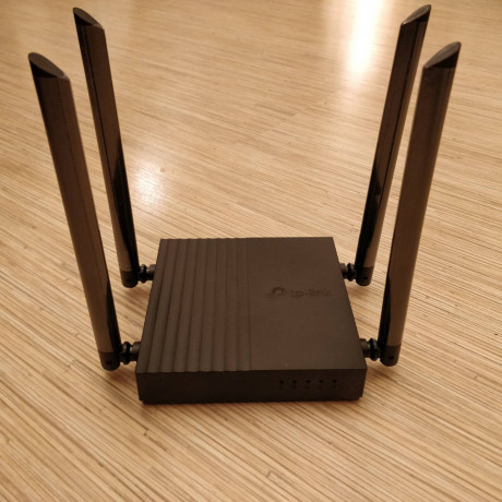 dvuxdiapazonnyi-gigabitnyi-router-wifi-archer-a64-big-0