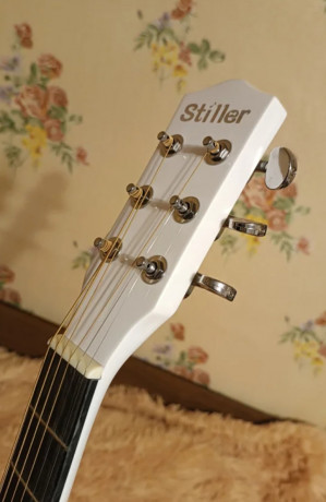 koncertnaia-sestistrunnaia-gitara-stiller-big-2