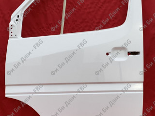 Двери передние Мерседес Спринтер W901-905, из стеклопластика