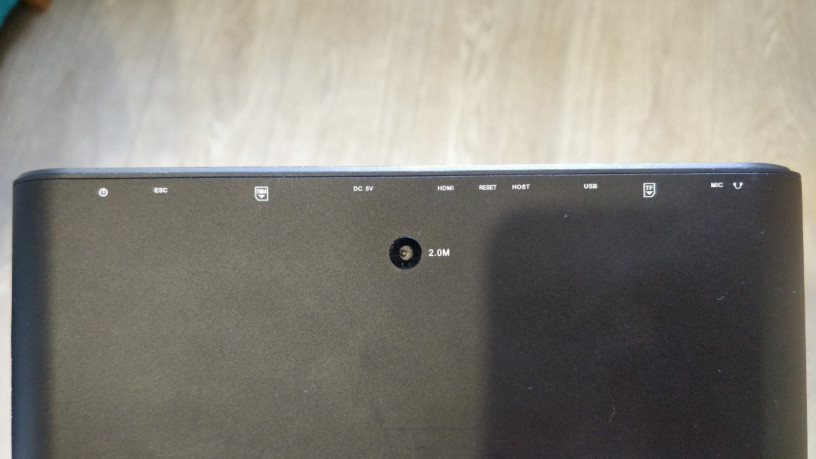 planset-neispravnyi-pipo-max-m5-16gb-3g-big-4