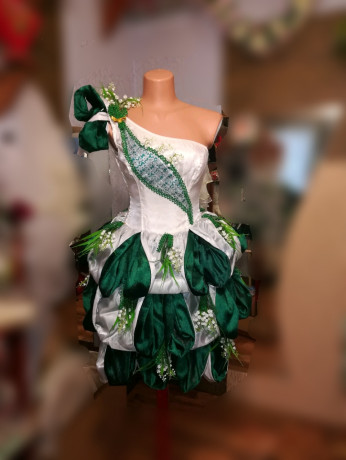 sceniceskie-nariady-grekimeksikabelorusockazeki-i-dr-v-arendu-big-5