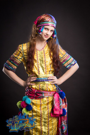 maskaradnye-nariady-prokat-i-posiv-alisa-v-zazerkale-i-dr-big-4