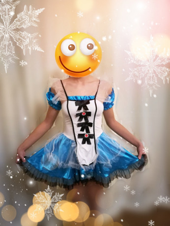 maskaradnye-nariady-prokat-i-posiv-alisa-v-zazerkale-i-dr-big-0