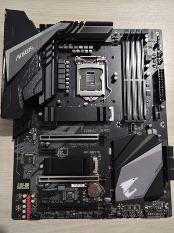 materinskaia-plata-gigabyte-z390-aorus-pro-rev-10-big-2