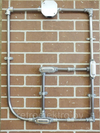 stalnye-ocinkovannye-truby-dlia-elektroprovodki-big-0