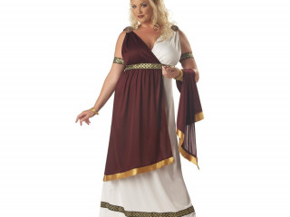 Древнеримские тоги,пират,царь и др.маскарадные наряды прокат.вечерние платья.фраки и смокинги.