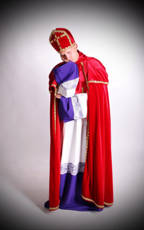 drevnerimskie-togipiratcar-i-drmaskaradnye-nariady-prokatvecernie-platiafraki-i-smokingi-big-7