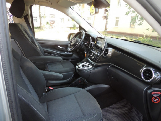 arenda-minivena-s-voditelem-big-4