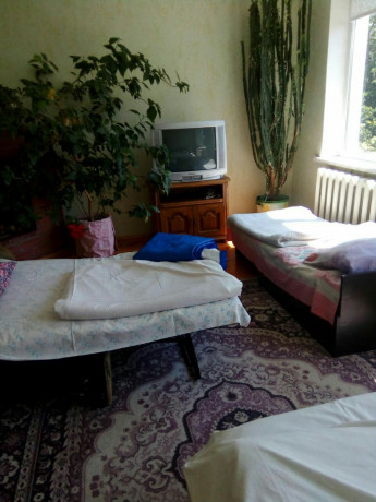 v-kottedze-na-sutki-do-6-komnat-perenocevat-gruppe-do-20-cel-big-8