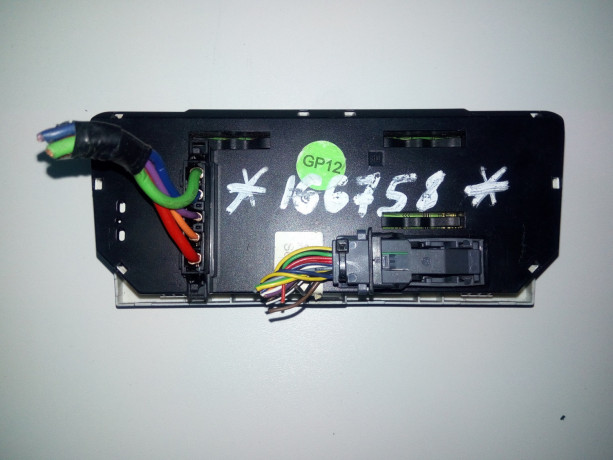 blok-upravleniia-pecki-opel-astra-h-big-1