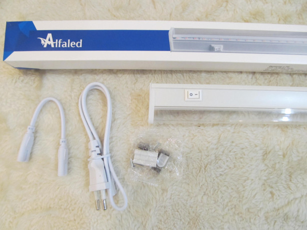 fito-lampa-fito-svetilnik-alfaled-seriia-li-10vt-57-sm-provod-45sm-big-2