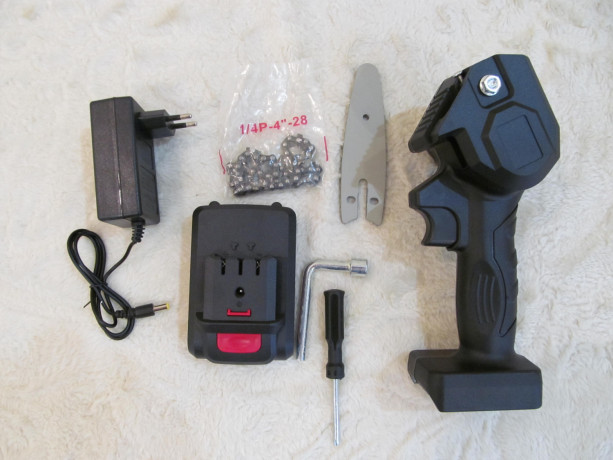 mini-pila-akkumuliatornaia-cepnaia-mini-electric-chainsaw-21v-big-4