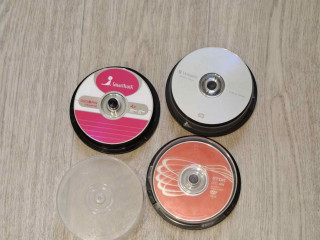 Диски DVD,- 34 штуки одним лотом