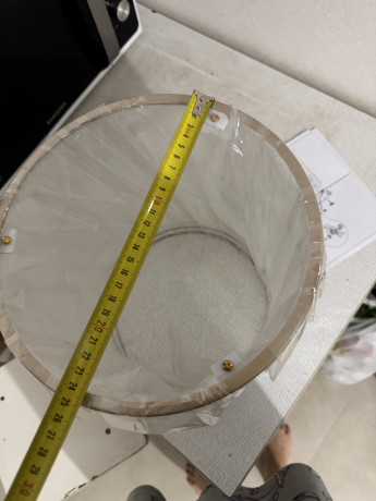 prodaiutsia-novye-svetilniki-big-4