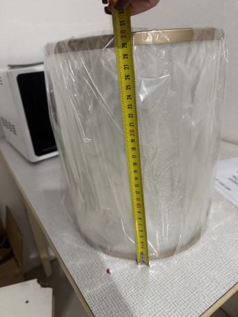 prodaiutsia-novye-svetilniki-big-3