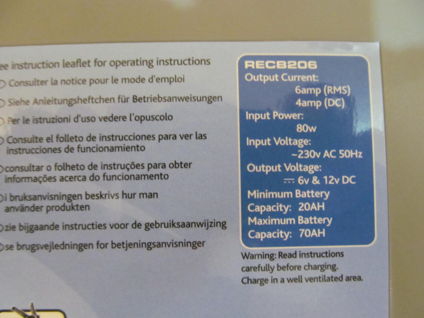 zariadnoe-ustroistvo-avtomobilnyx-motocikletnyx-akb-12v-ring-recb206-big-2