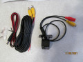 avtomobilnaia-kamera-zadnego-vida-4-sv-diodov-dlia-monitora-komplekt-provodki-small-0