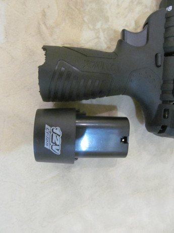 akkumuliatornaia-drel-surupovert-model-7016-patron-do-10-mm-12v-bez-keisa-big-1