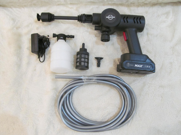 akkumuliatornyi-vodianoi-pistolet-vysokogo-davleniia-mini-avto-moika-dvigatel-550vt-big-3