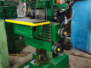 FN-32 широкоуниверсальный фрезерный станок