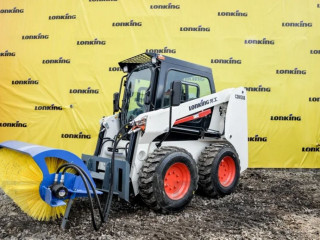 Аренда мини-погрузчика с дорожной щеткой