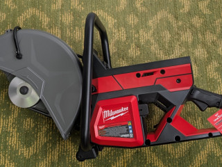 Отрезная аккумуляторная машина Milwaukee MX Fuel