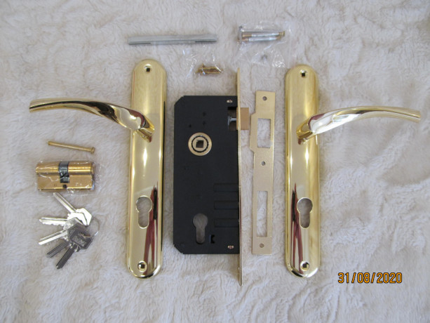 zamok-vreznoi-nora-m-n100-85-v-cvet-zoloto-novyi-v-upakovke-big-0