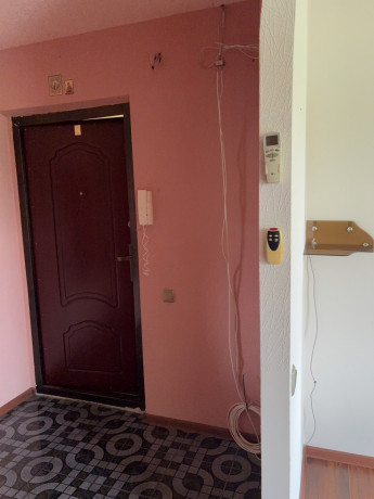 sdam-2-komnatnuiu-kvartiru-s-mebeliu-na-dlitelnyi-srok-big-4