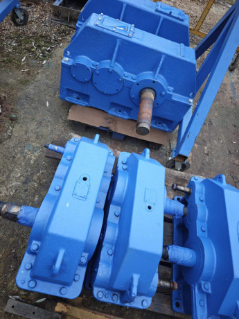 farsemesalka-335-lreduktor-c2u-250-c2u-315-big-2