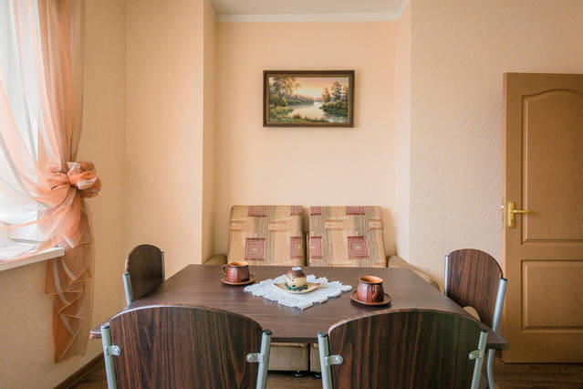 1-komn-kvartira-naxoditsia-v-2-minutax-xodby-ot-st-metro-sportivnaia-big-0