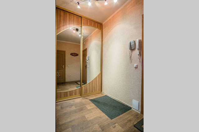 1-komn-kvartira-naxoditsia-v-2-minutax-xodby-ot-st-metro-sportivnaia-big-5