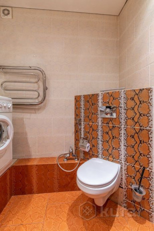 1-komn-kvartira-naxoditsia-v-2-minutax-xodby-ot-st-metro-sportivnaia-big-8