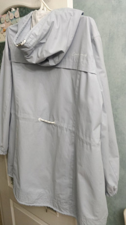 brendovaia-zenskaia-kurtka-ca-razmer-54-big-2