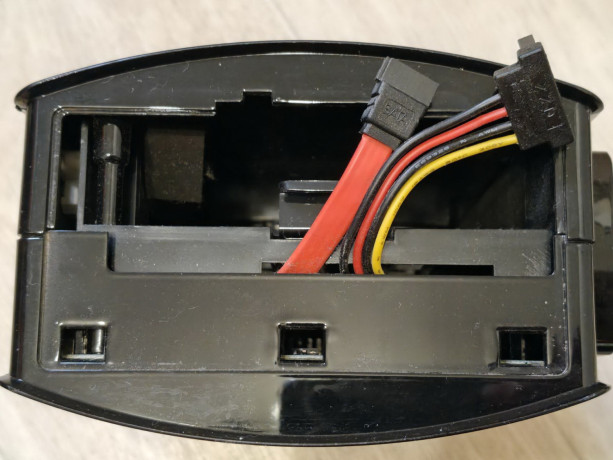 koreiskii-mediapleer-gmini-hdr1100h-big-3