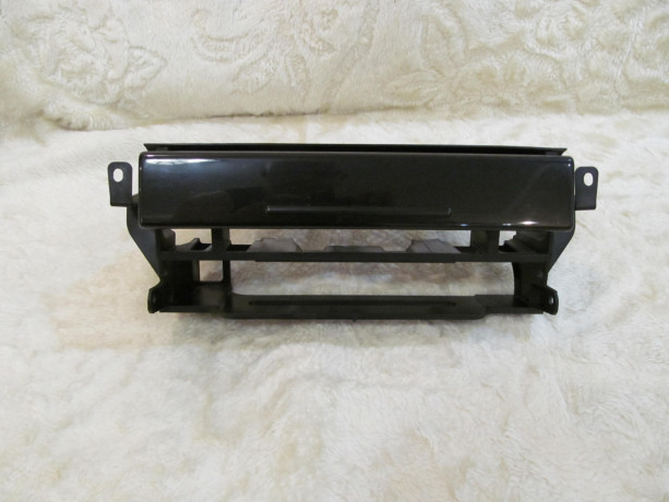 bmw-e39-statnaia-ramka-dlia-magnitoly-i-mid-big-0