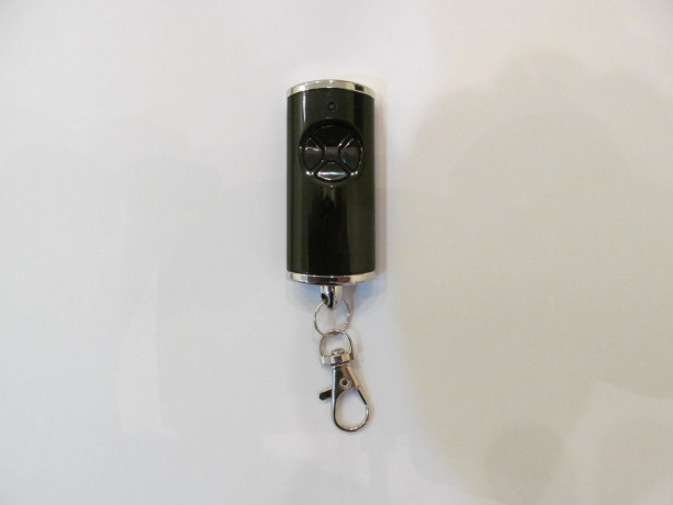 pult-du-dlia-vorot-rolet-slagbaumov-novyi-hormann-hse4-bs-86835-mgc-big-0