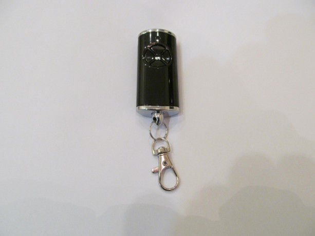 pult-du-dlia-vorot-rolet-slagbaumov-novyi-hormann-hse4-bs-86835-mgc-big-2