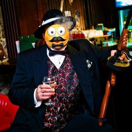 cikagomafiiakabareuznikisviashhennikikopy-kostiumy-tematiceskie-big-2