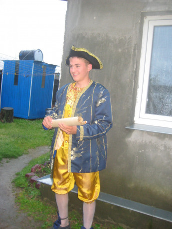 maskaradnye-nariady-prokat-i-posiv-k-rozdestvu-big-4