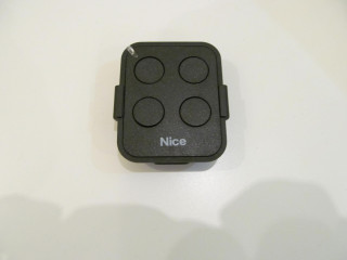 Пульт ДУ для ворот, ролет, шлагбаумов новый, Nice FLO4RE